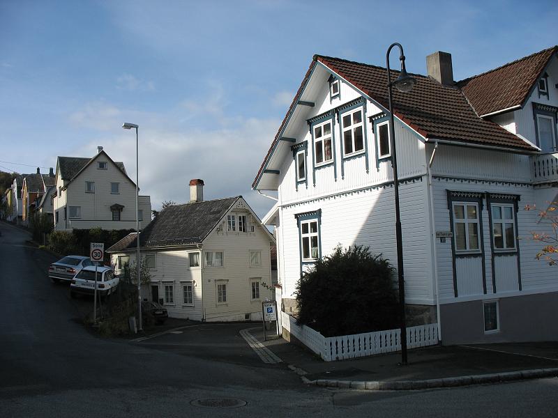 327.JPG
