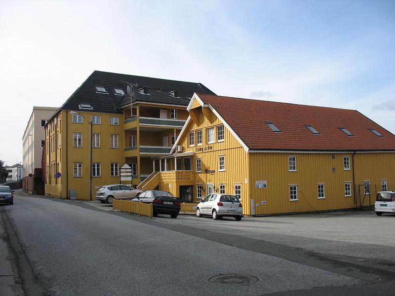 368.JPG