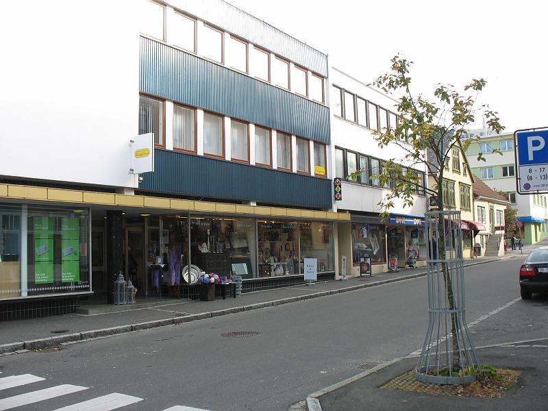 384.JPG