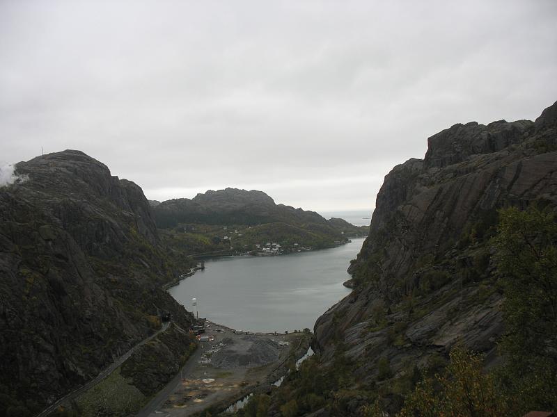 573.JPG