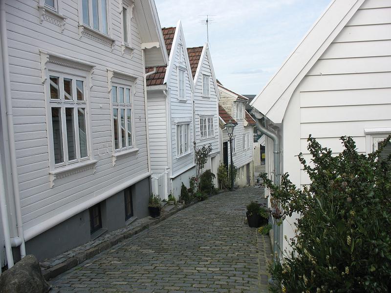859.JPG